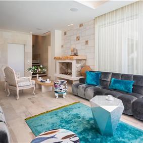 Luxury 6 Bedroom Brac Island Beach Front Villa With Heated Infinity Pool and lift near Sumartin sleeps 12